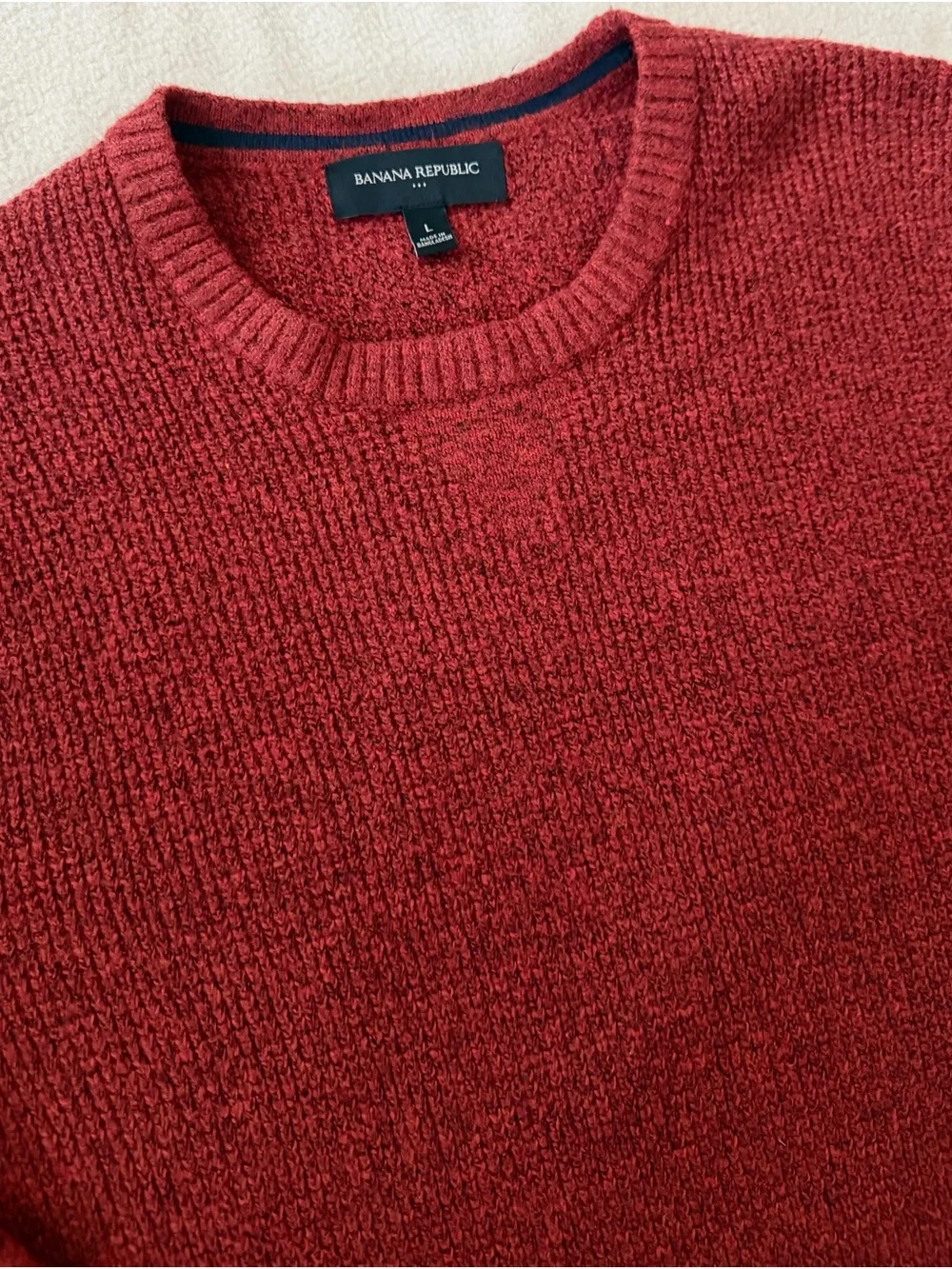 Banana Republic classic crewneck